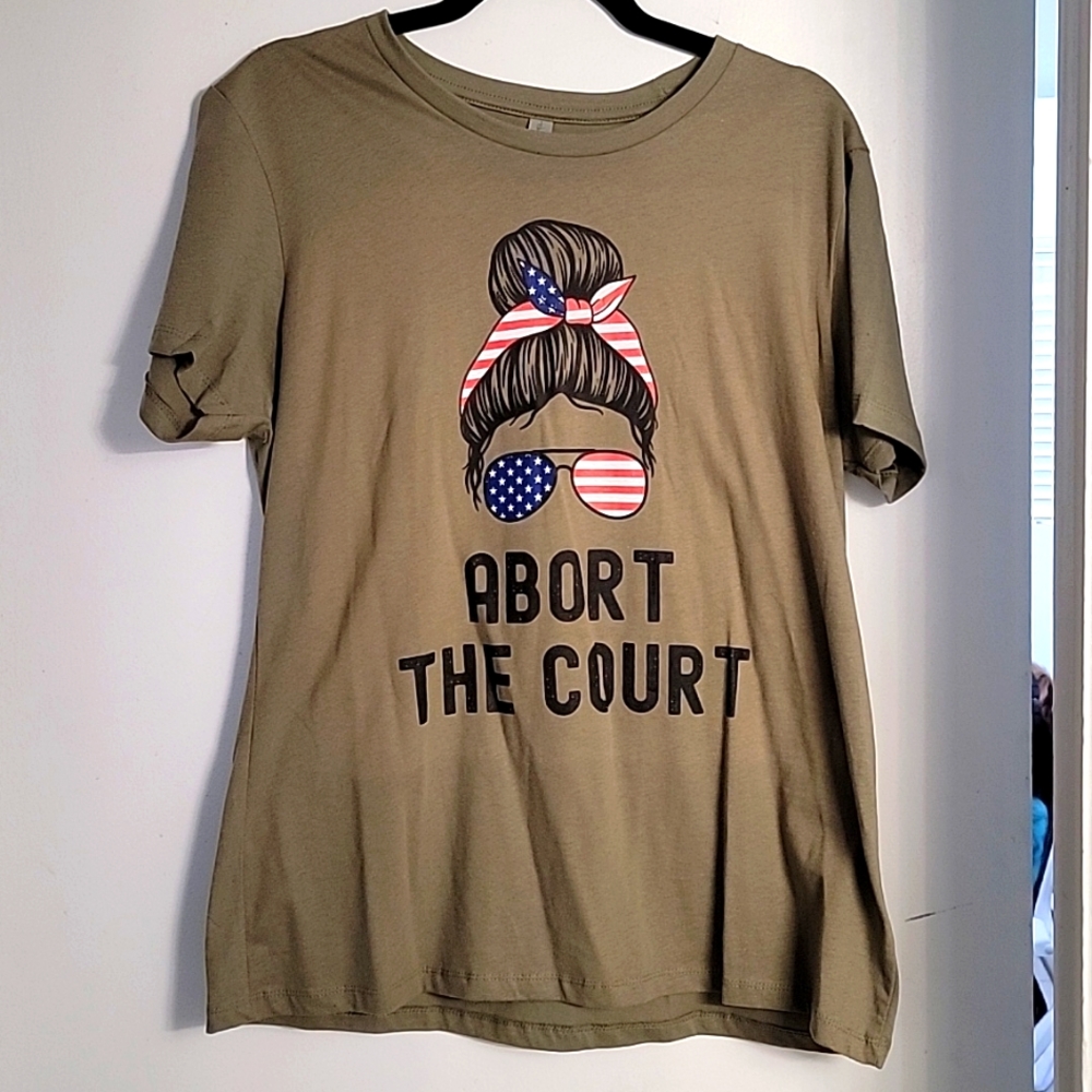 T-shirt size 2x